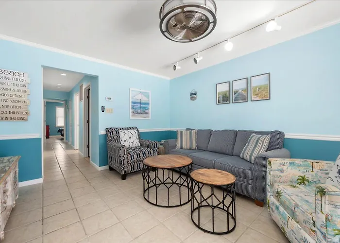 Holiday home 3 Bedroom Pet Friendly Oceanblock Condo!