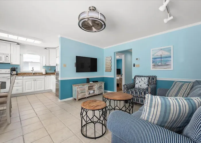 3 Bedroom Pet Friendly Oceanblock Condo! Holiday home Ocean City