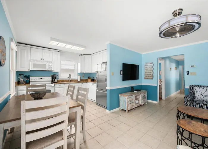 Holiday home 3 Bedroom Pet Friendly Oceanblock Condo! Ocean City