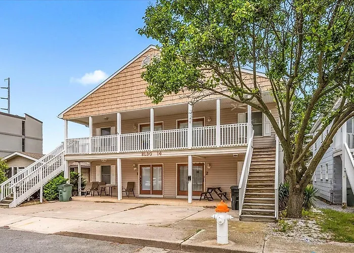 3 Bedroom Pet Friendly Oceanblock Condo! Holiday home